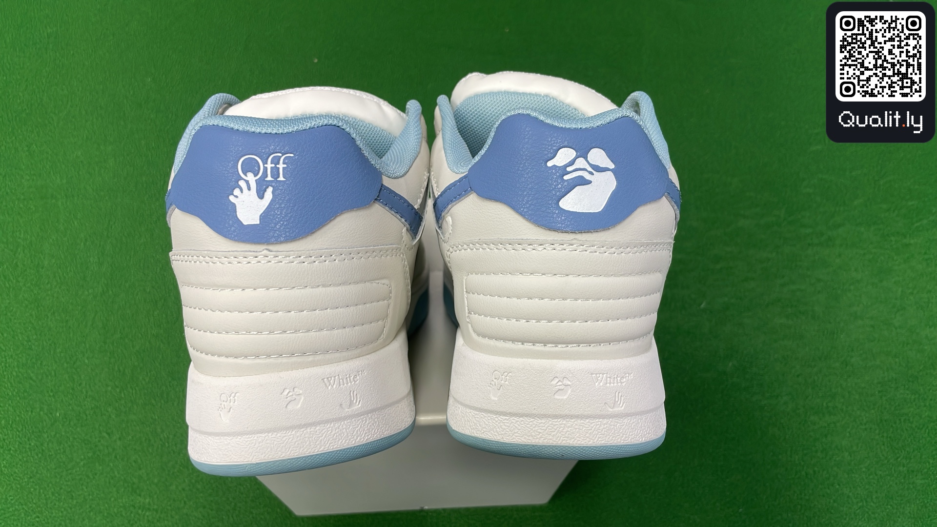 Sneakers — QC-foto 3 van 36