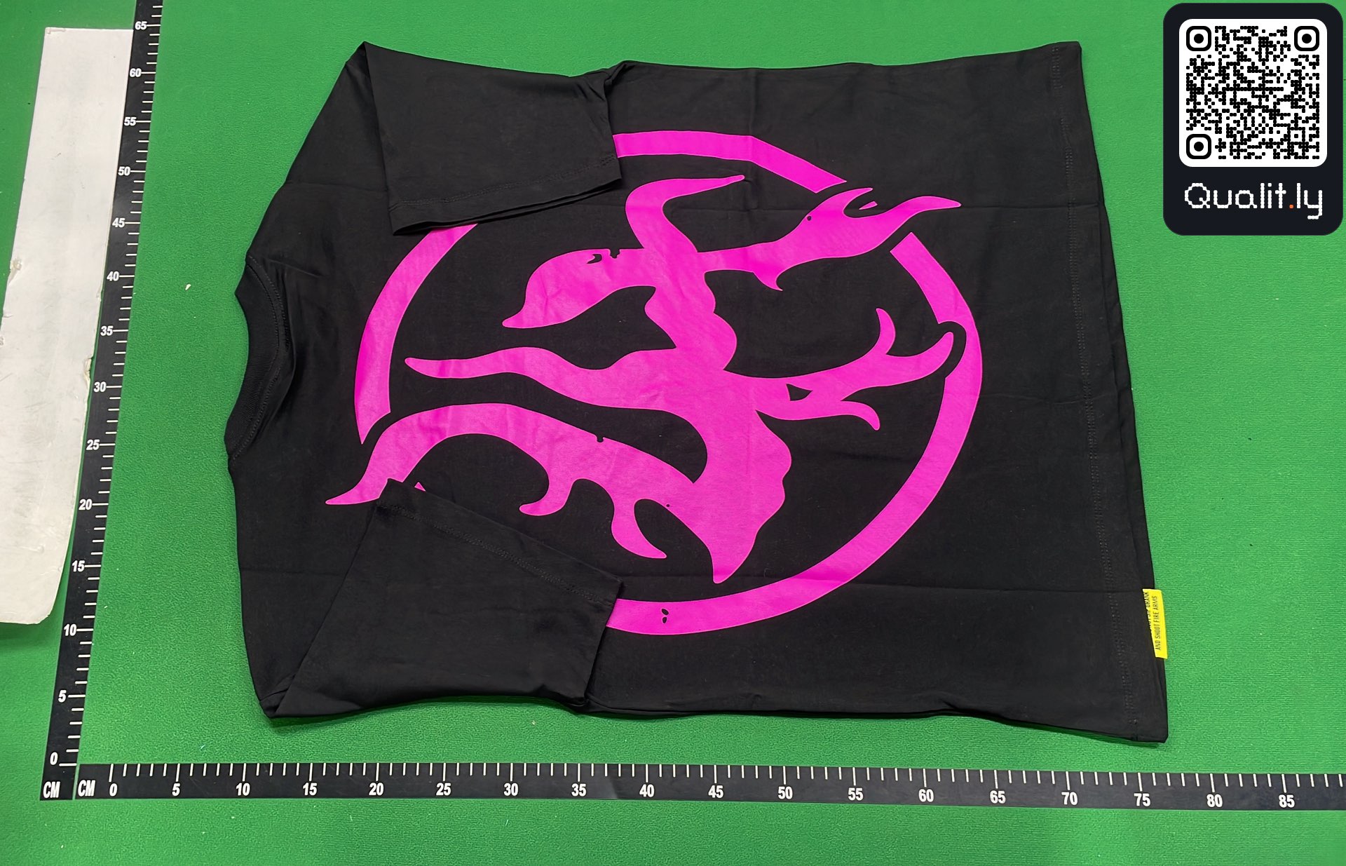 T-shirt — QC-foto 3 av 4