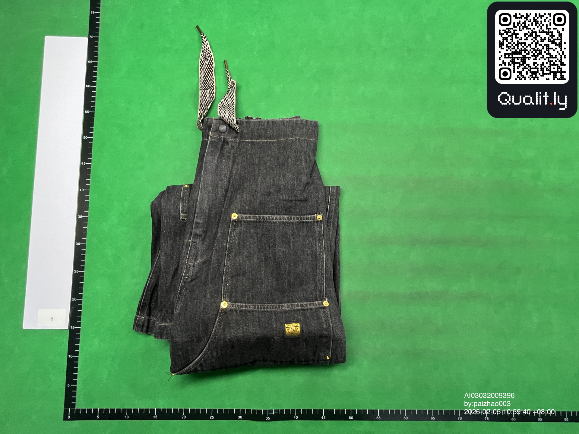 Byxor — QC-foto 1 av 4