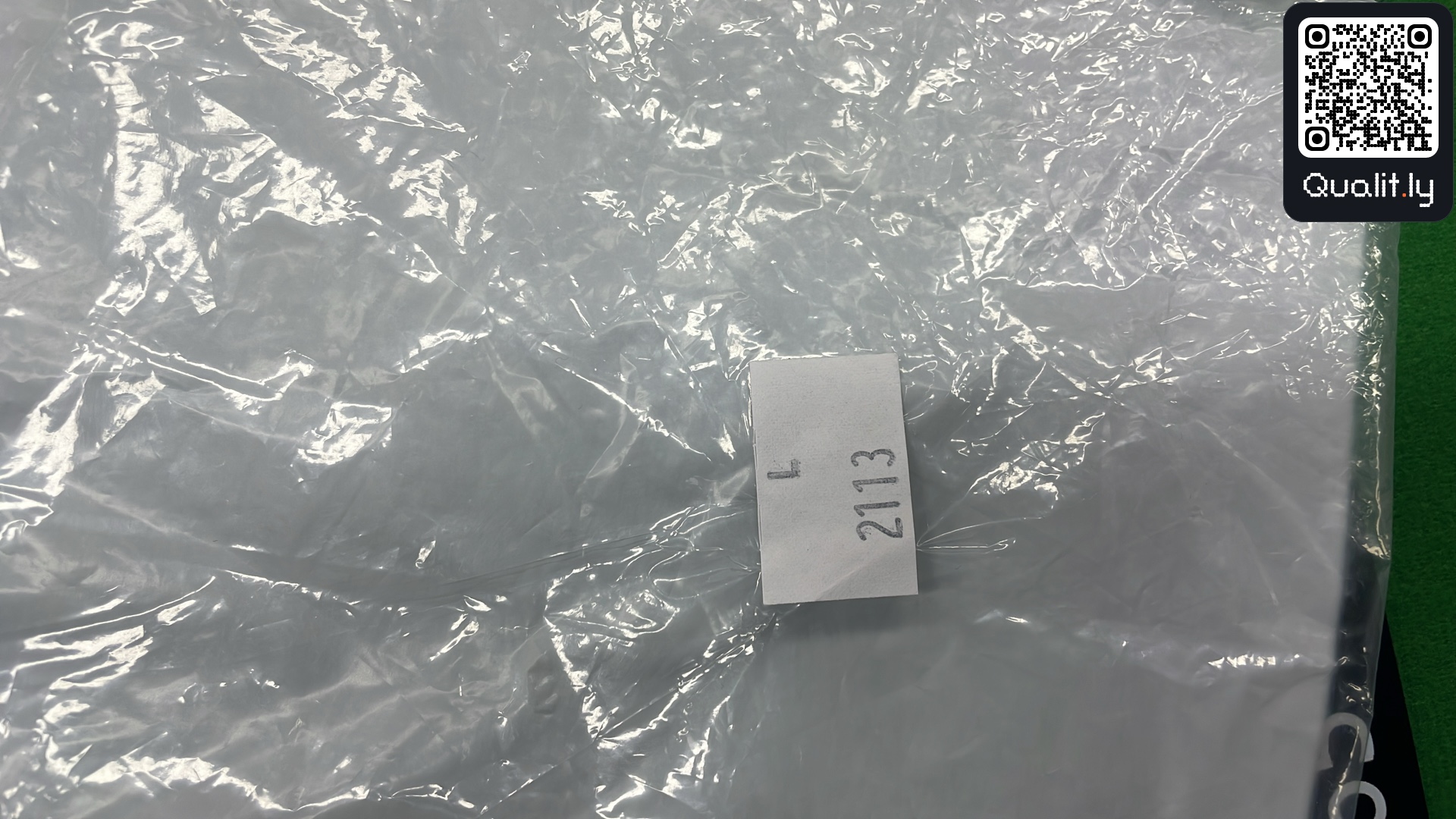 Pants QC photo 1 of 12