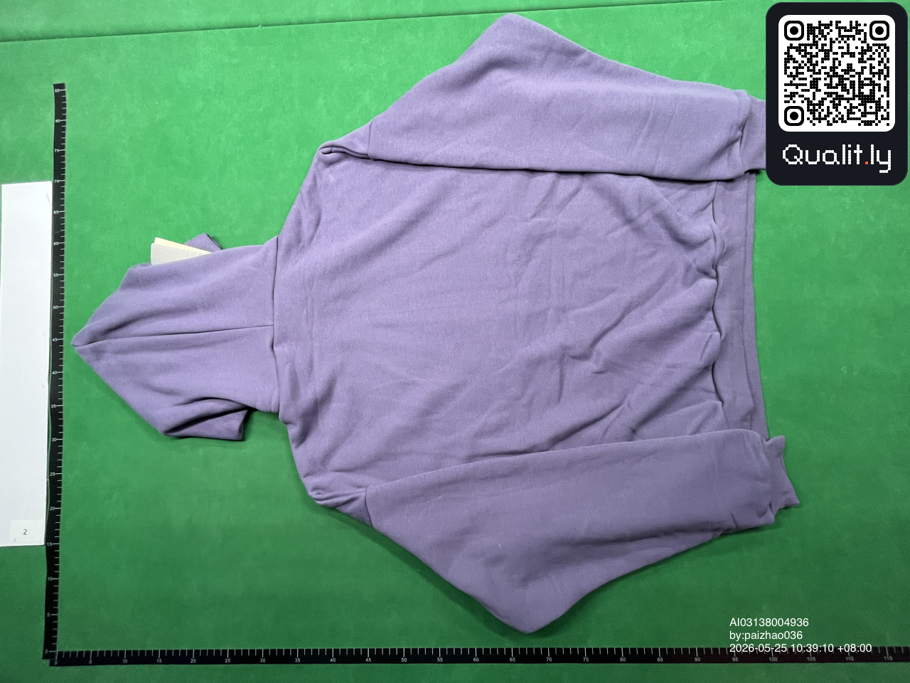 Bluza z kapturem — zdjęcie QC 2 z 32