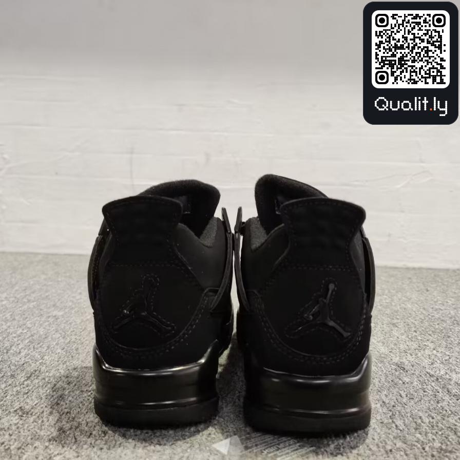 Sneakers QC photo 3 of 14