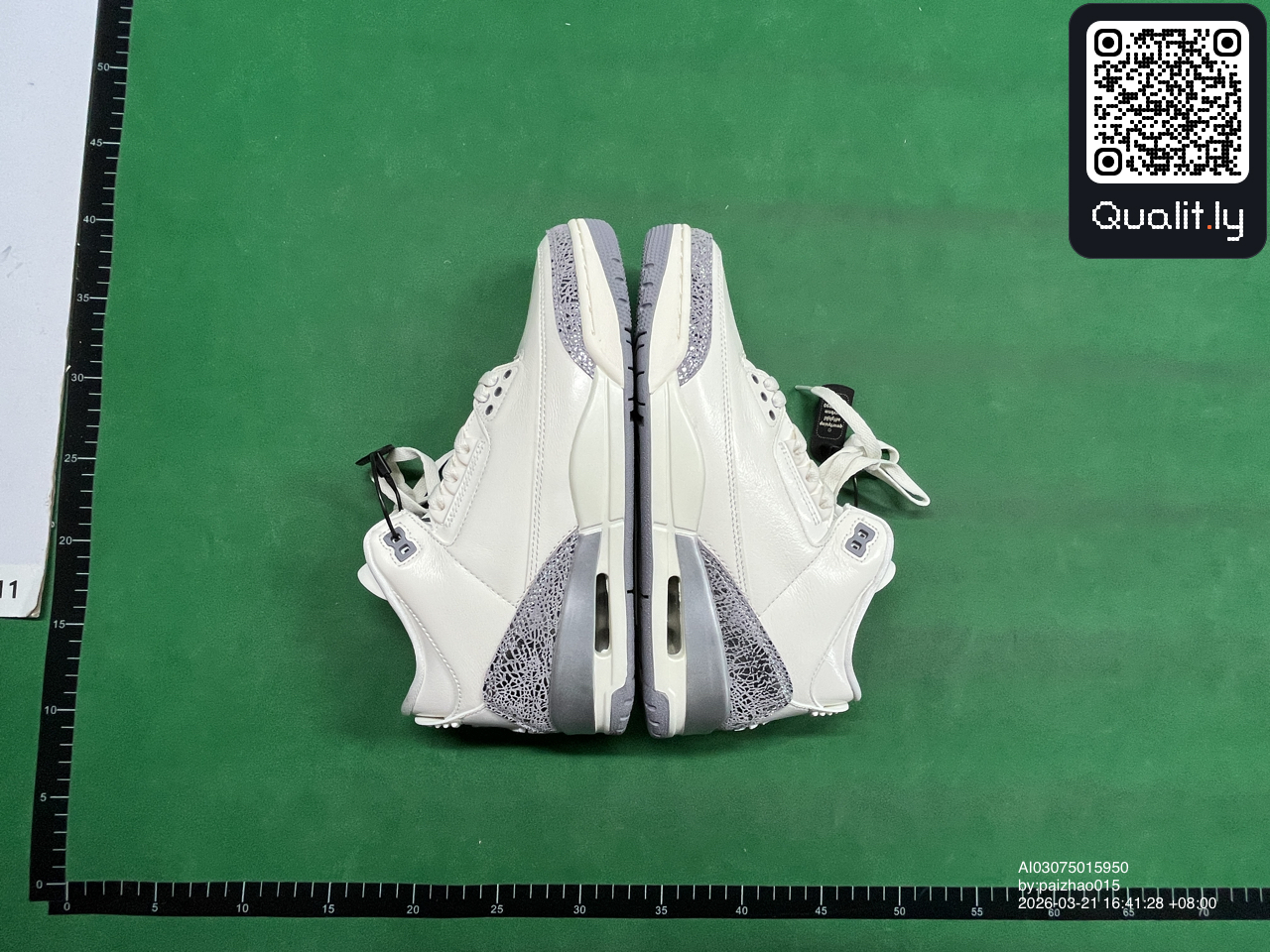 Sneaker — QC-Foto 1 von 78