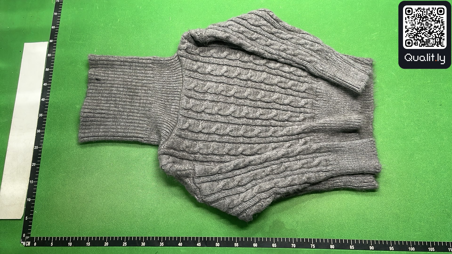 Sweater QC photo 2 of 3
