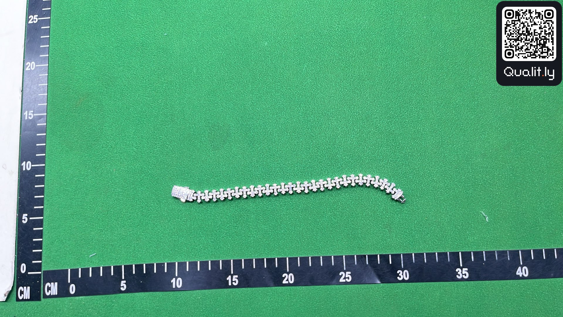 Jewelry QC photo 1 of 3