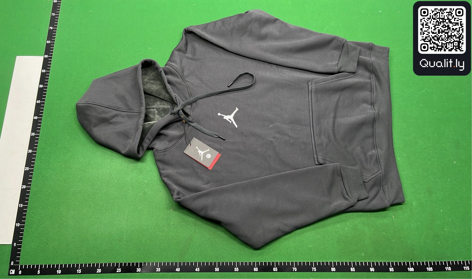 Hoodie — QC-Foto 2 von 8