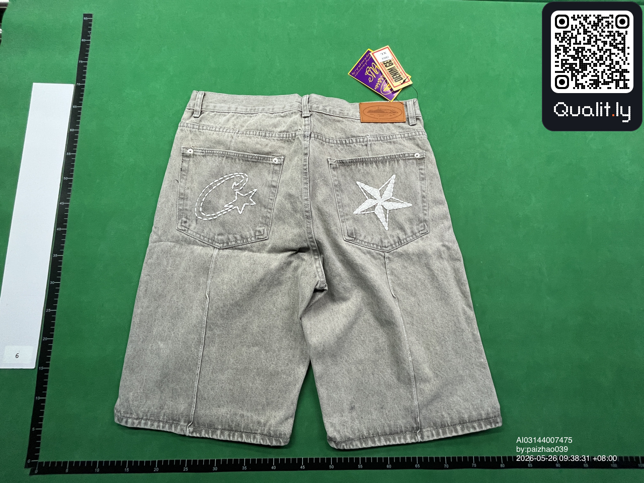 Jean — photo QC 3 sur 94