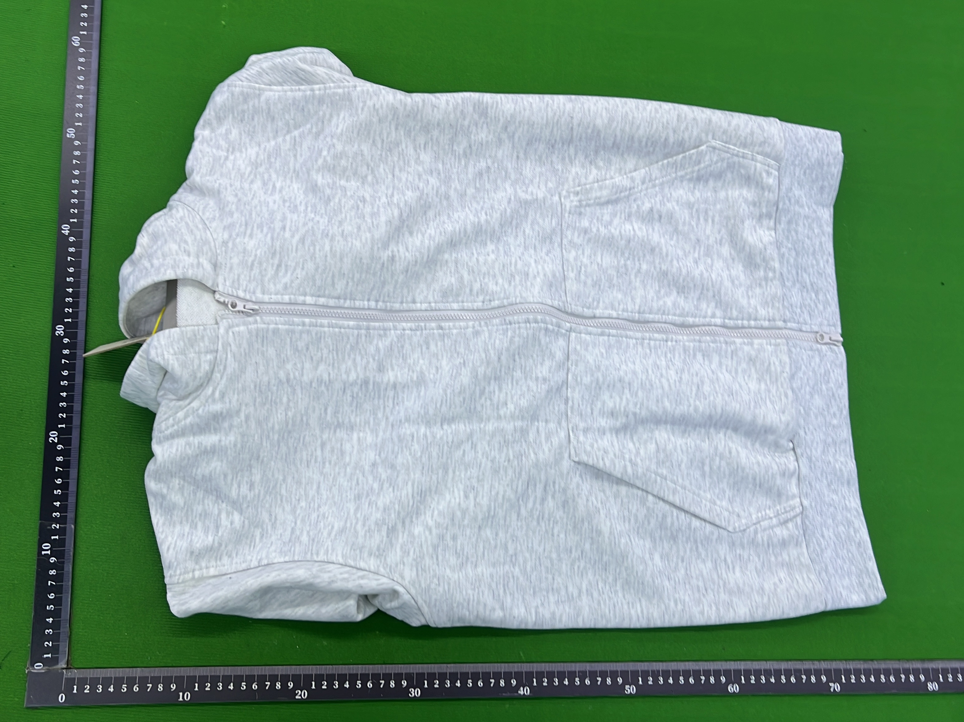 Bluza z kapturem — zdjęcie QC 3 z 8