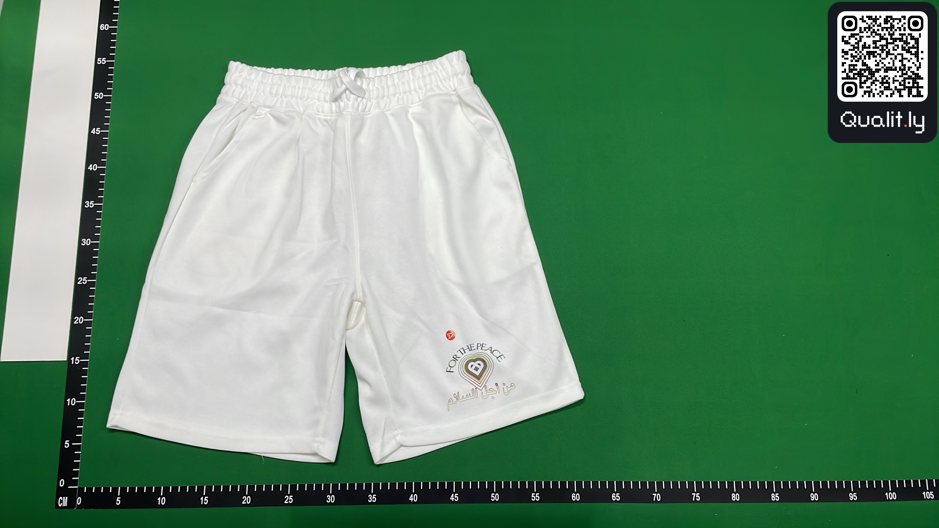 Pantaloncini — foto QC 2 di 24