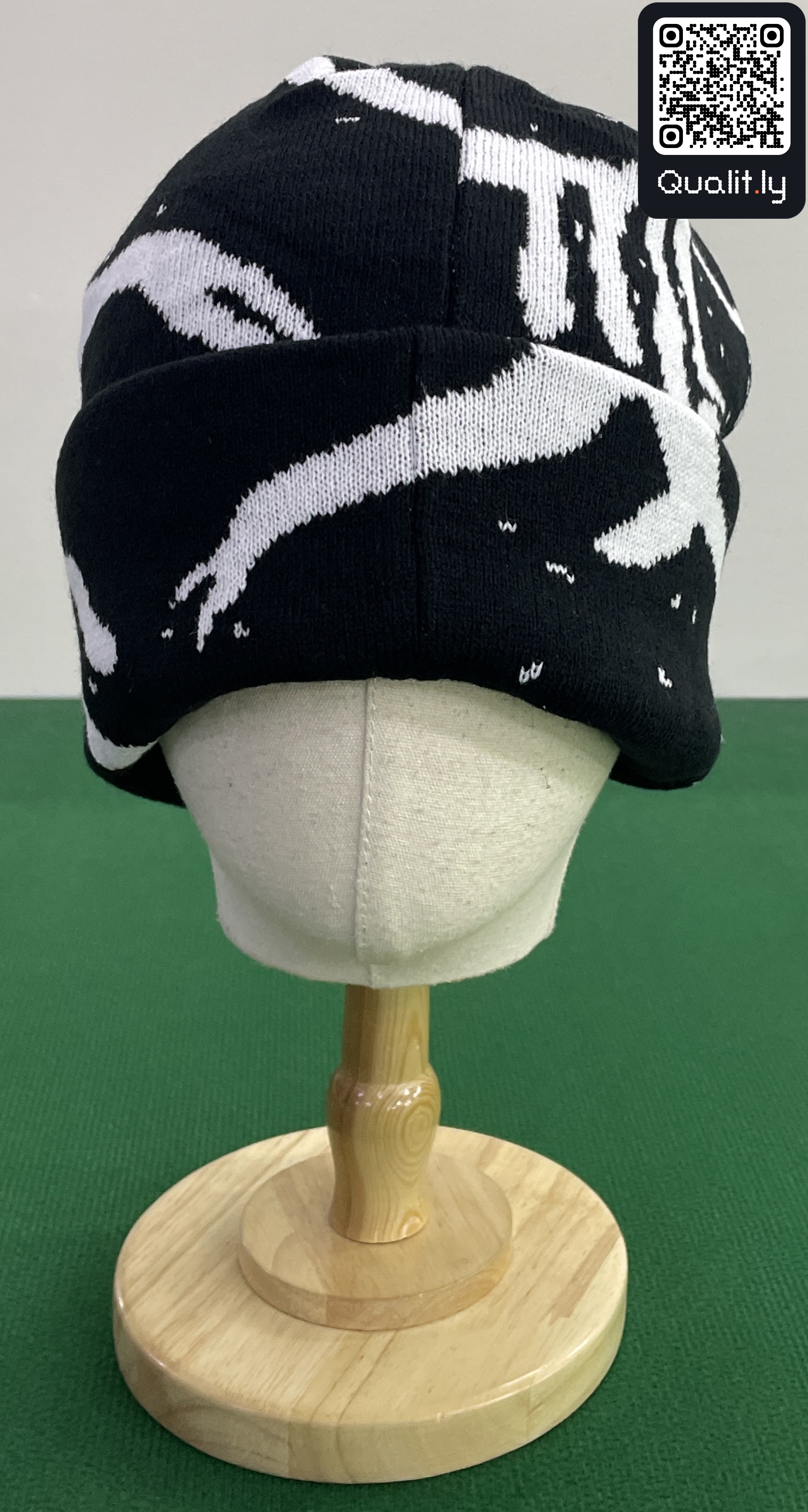 Beanie QC photo 3 of 9