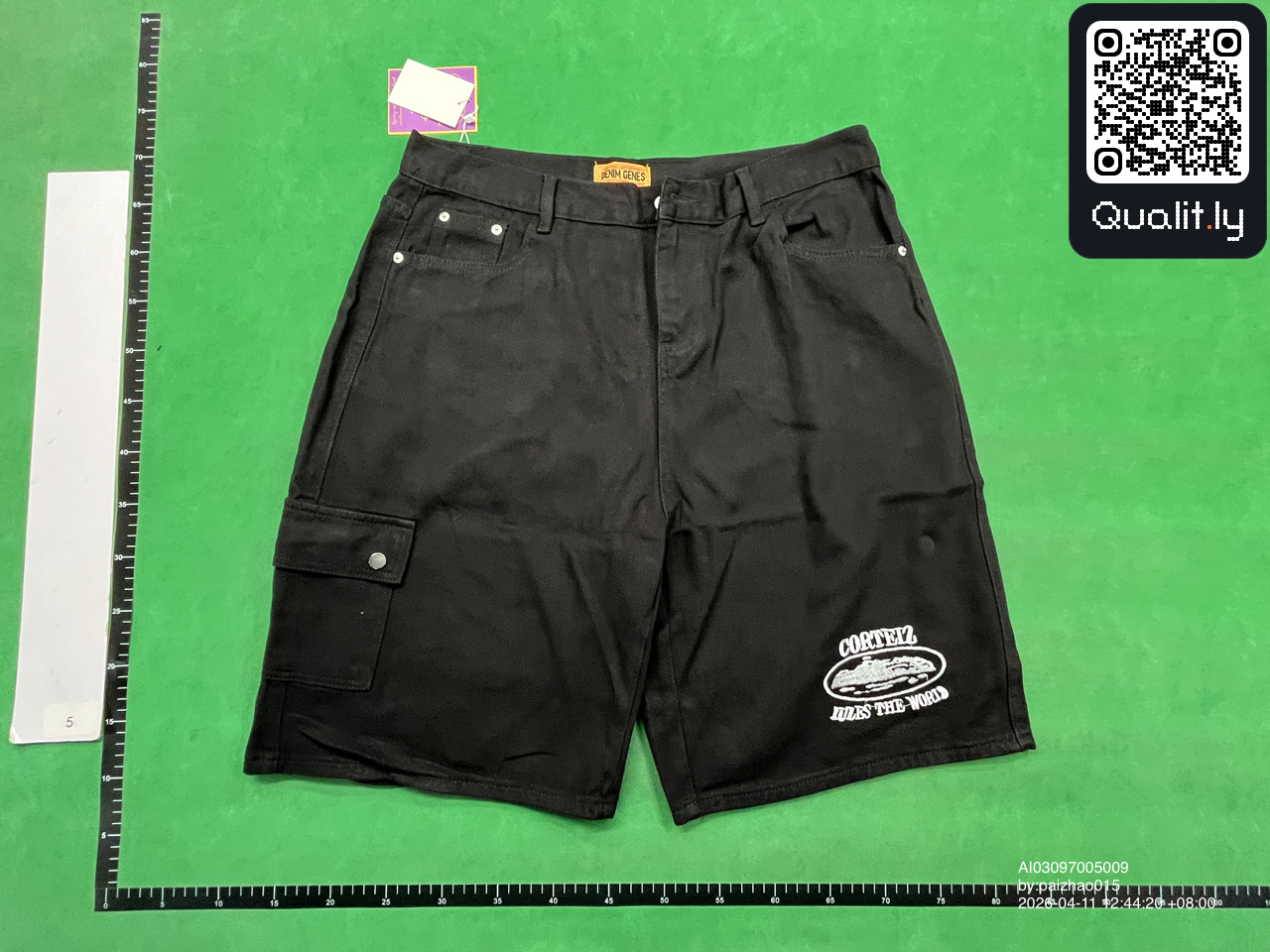 Shorts — QC-foto 3 av 4