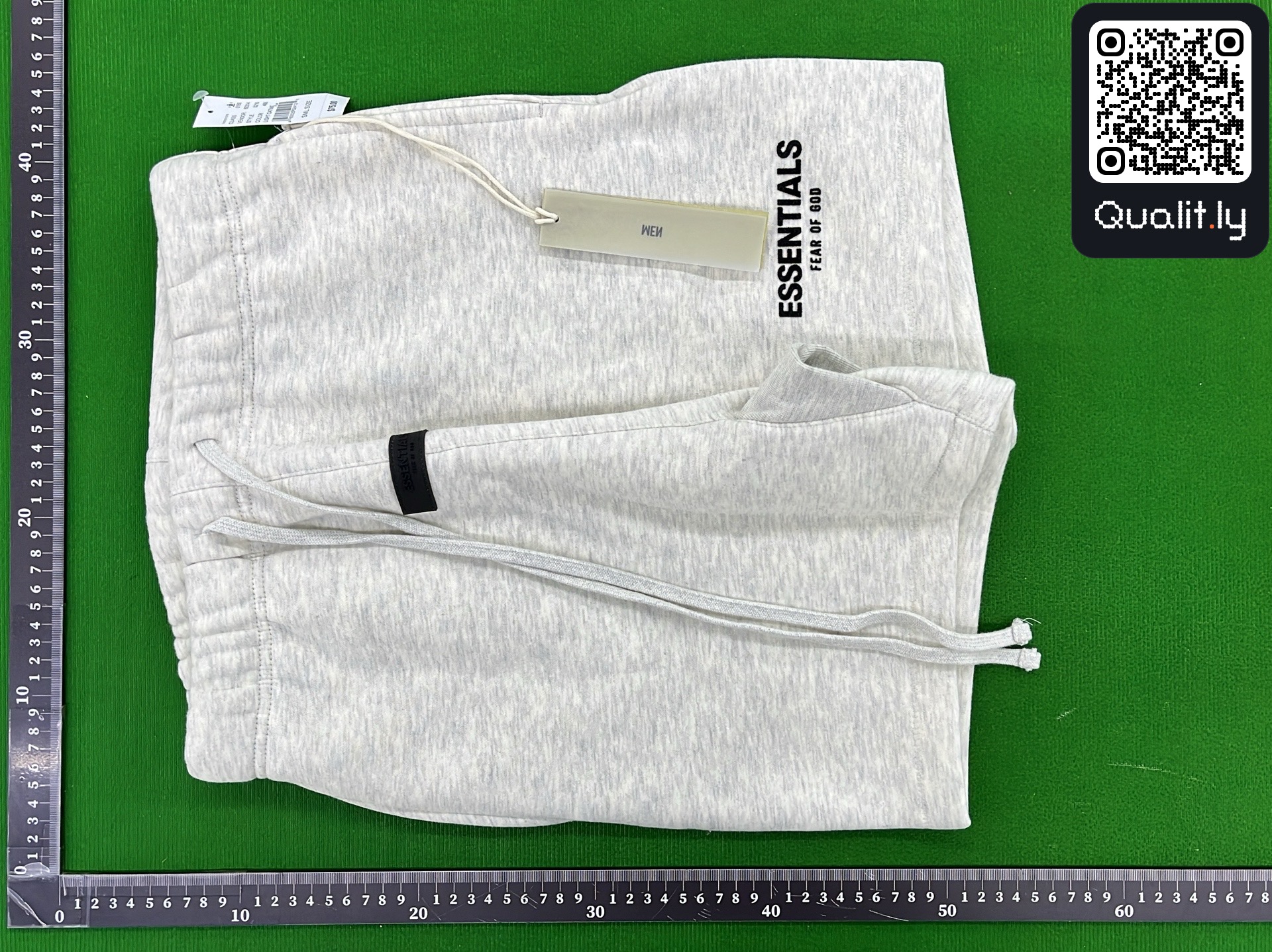 Pantaloni scurți — fotografie QC 3 din 117