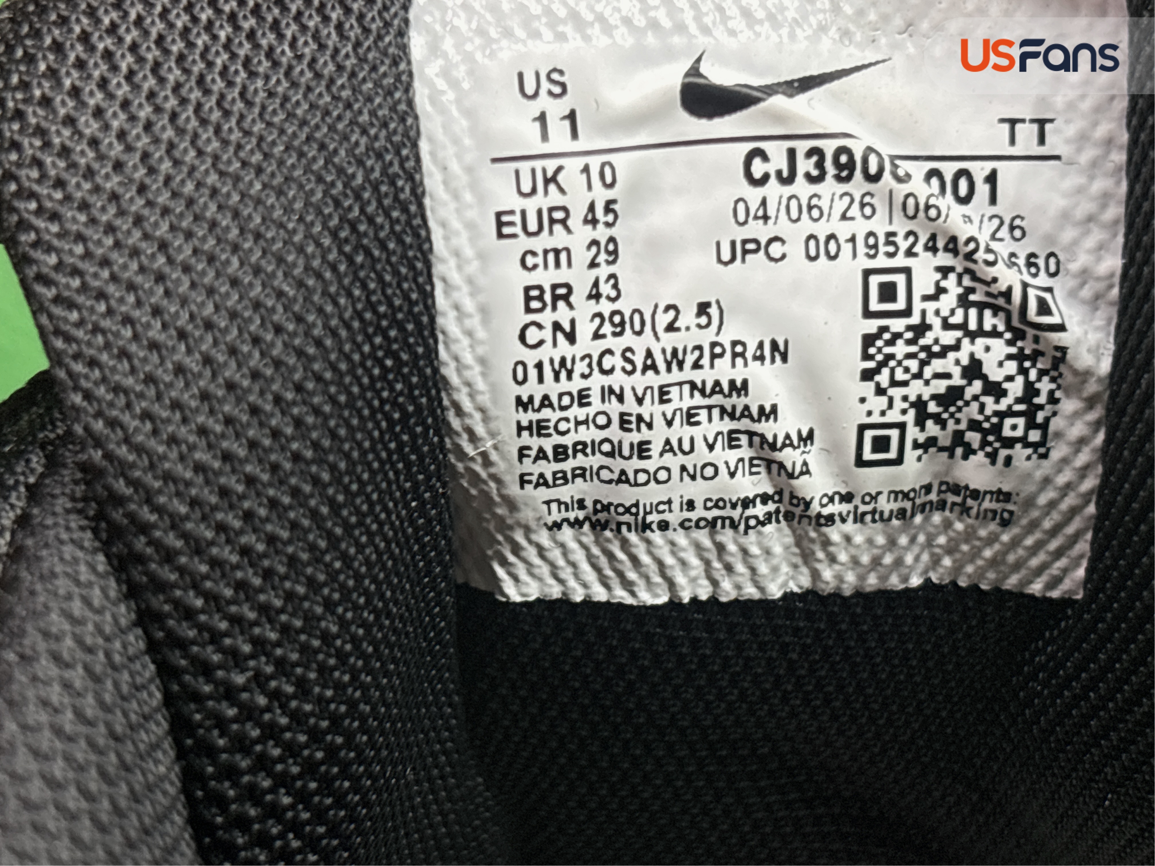 Sneakers — QC-foto 2 van 6