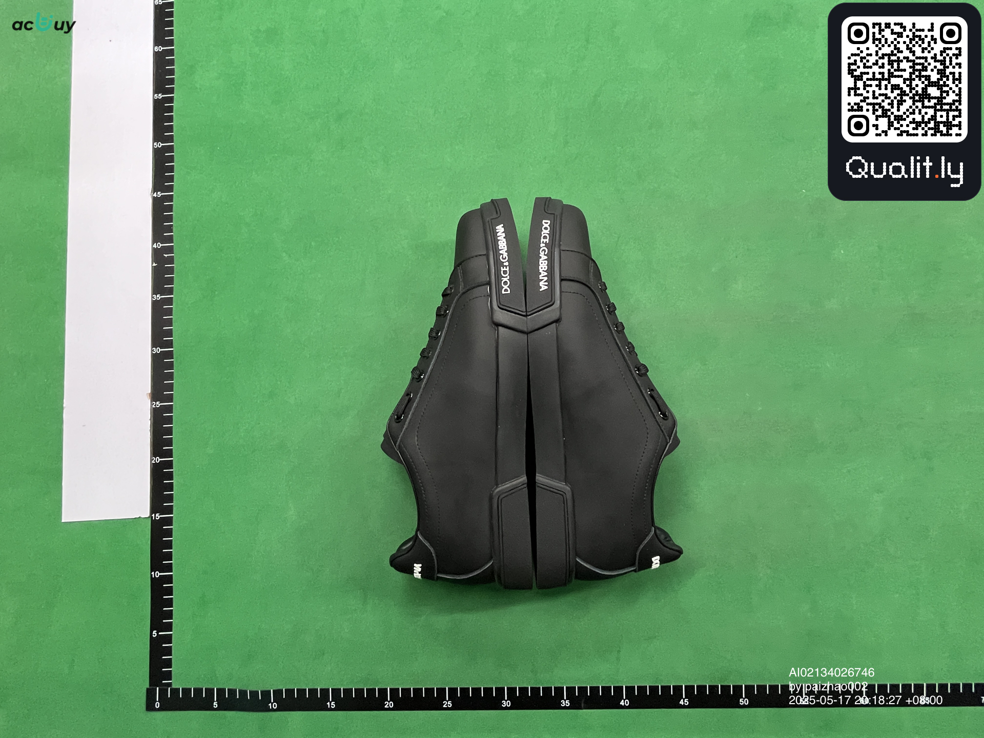 Sneakers — QC-foto 2 van 24