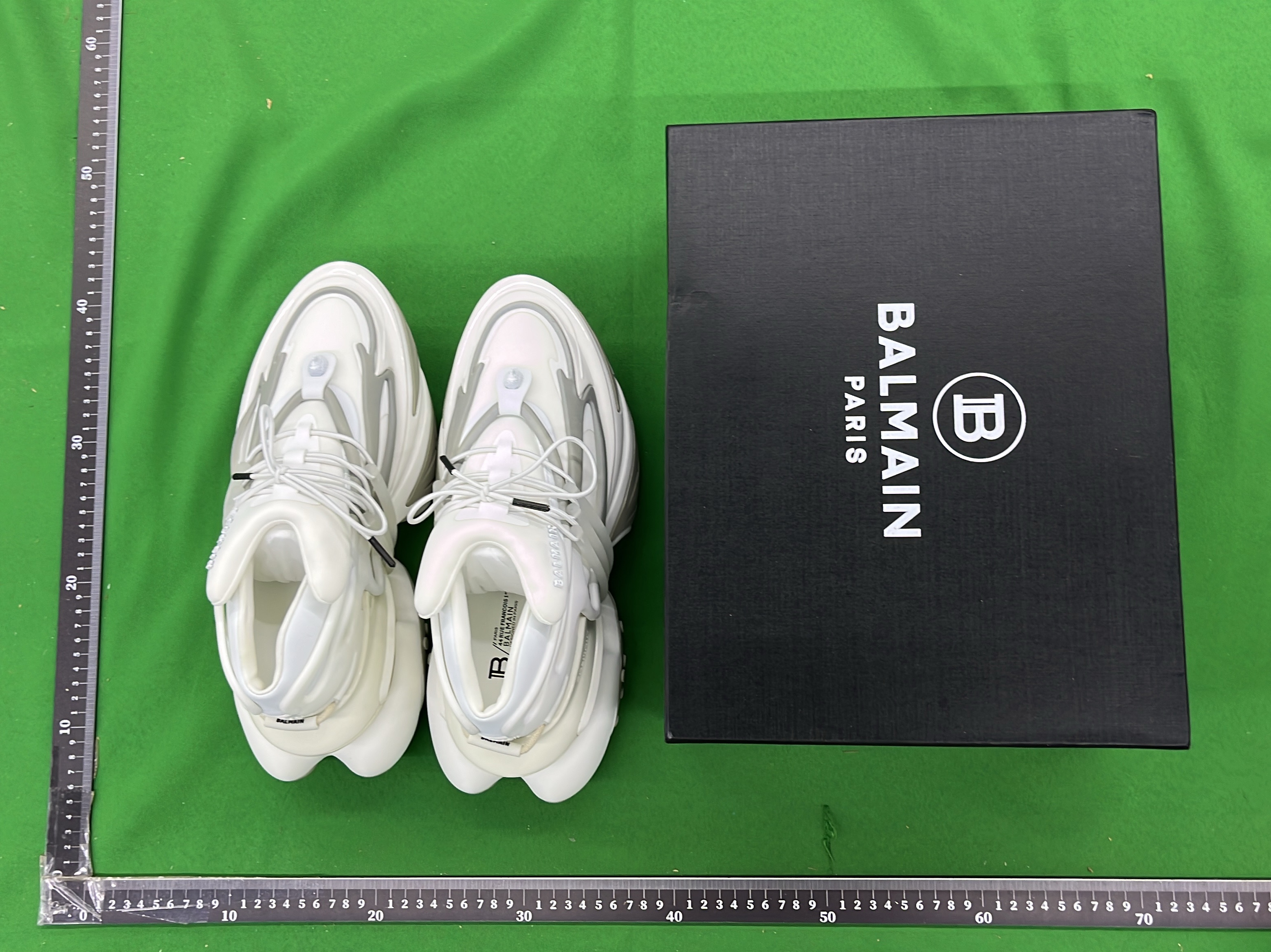 Sneakers — QC-foto 3 av 6