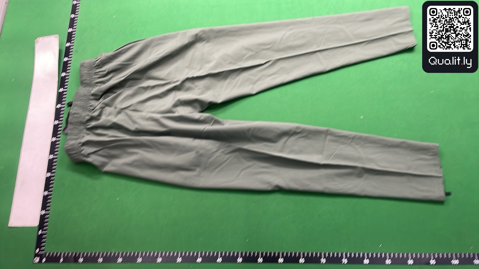 长裤 QC 照片 3 / 8