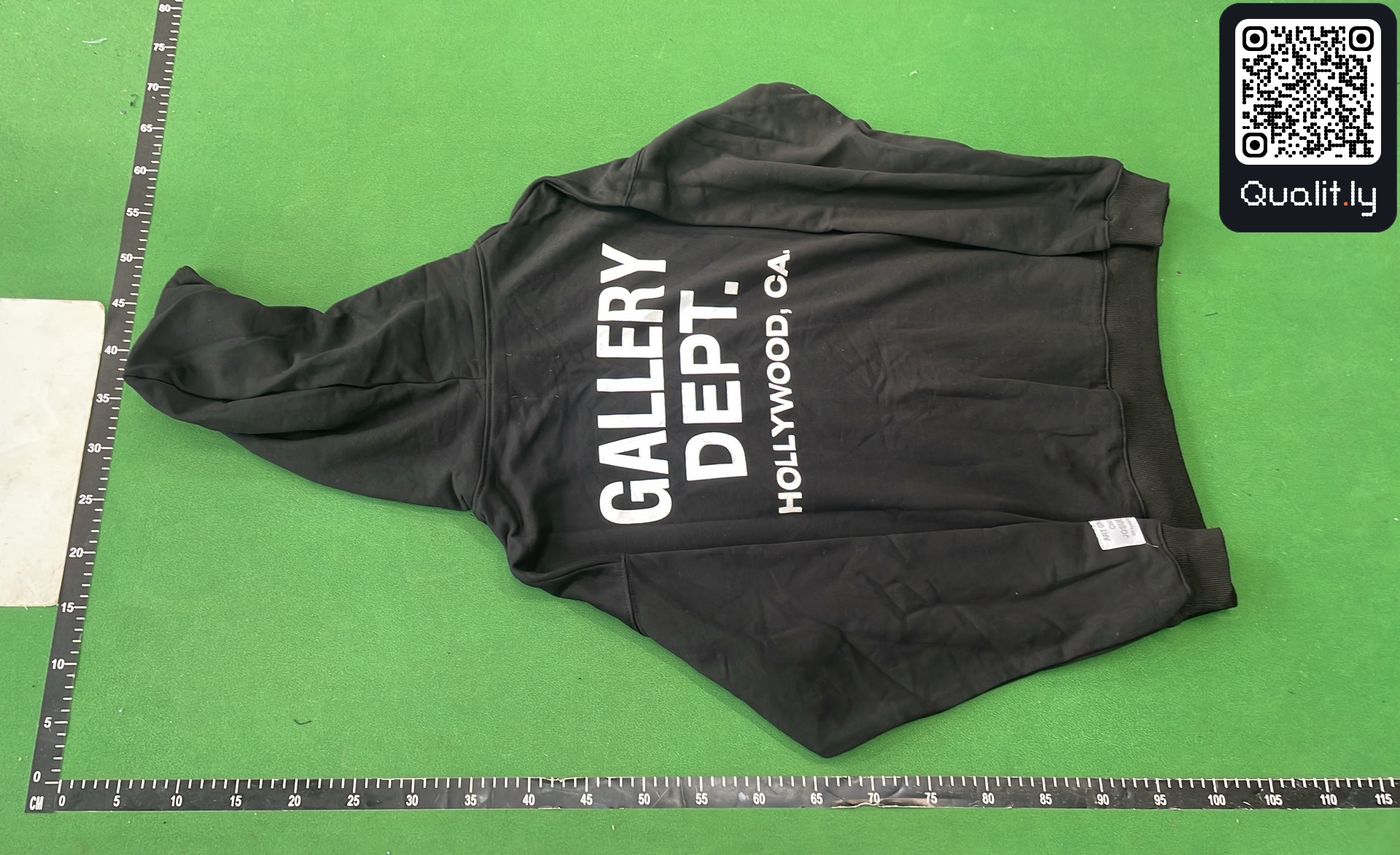 Hoodie — QC-Foto 3 von 38