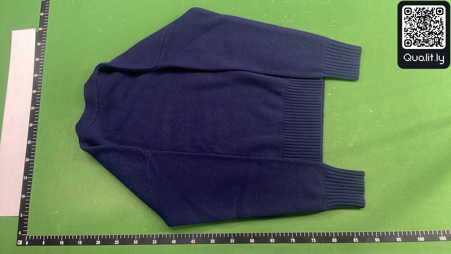 Sweater QC photo 3 of 46