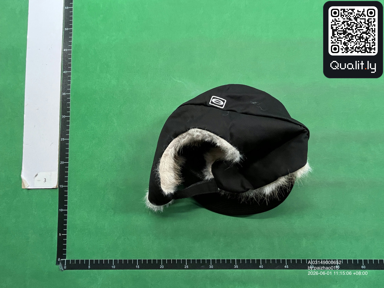 Casquette — photo QC 1 sur 16