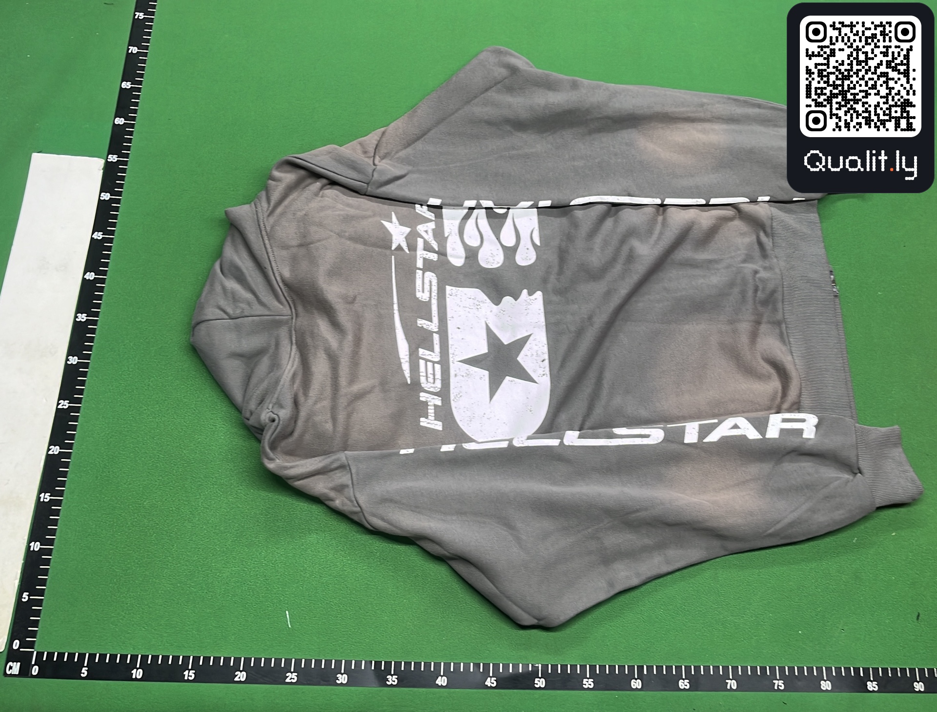 Hoodie — QC-foto 3 av 242