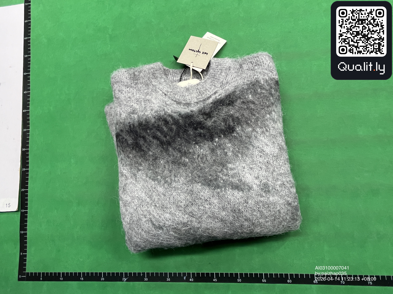 Sweater QC photo 1 of 4