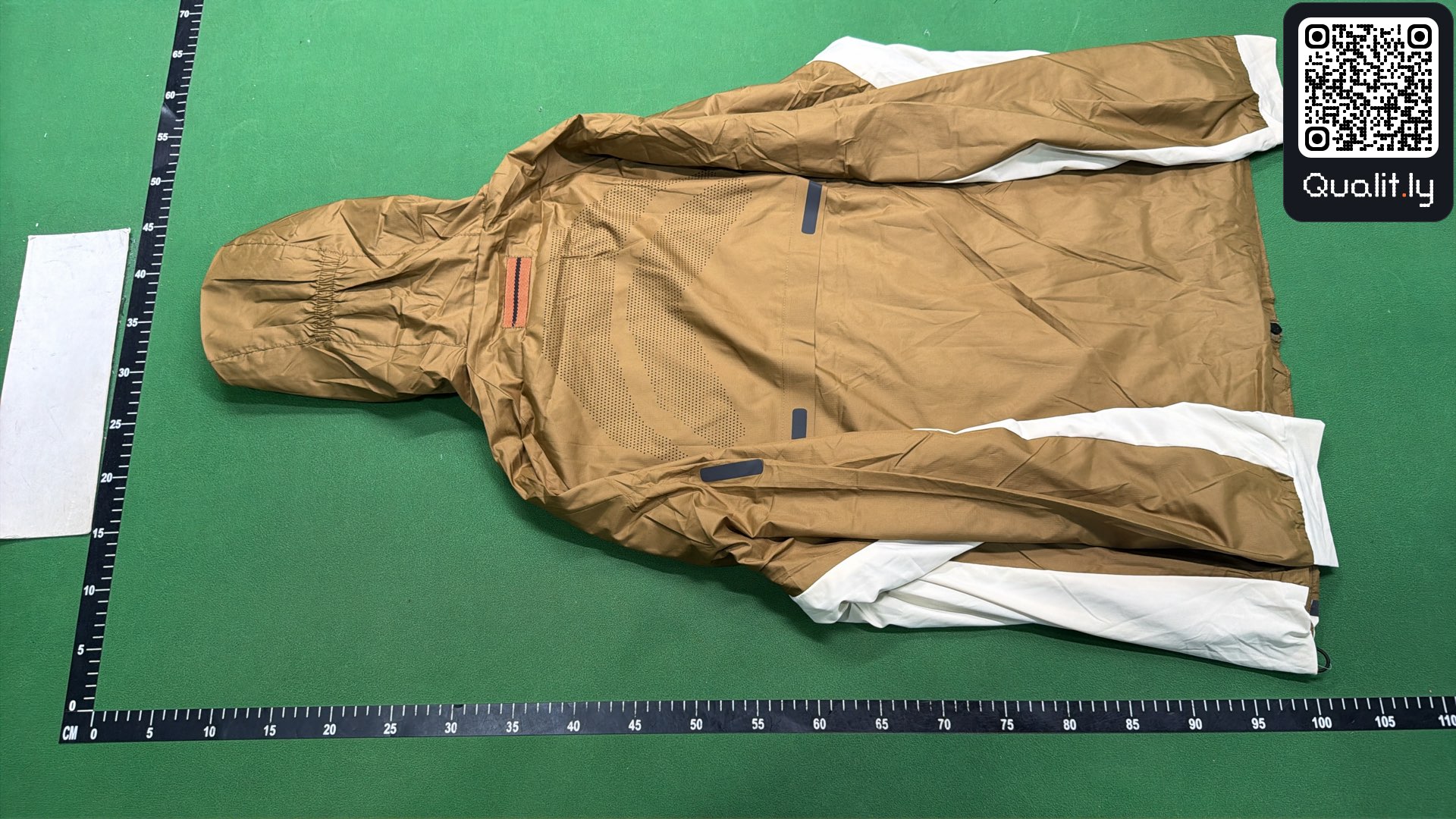 Jacket QC photo 3 of 8