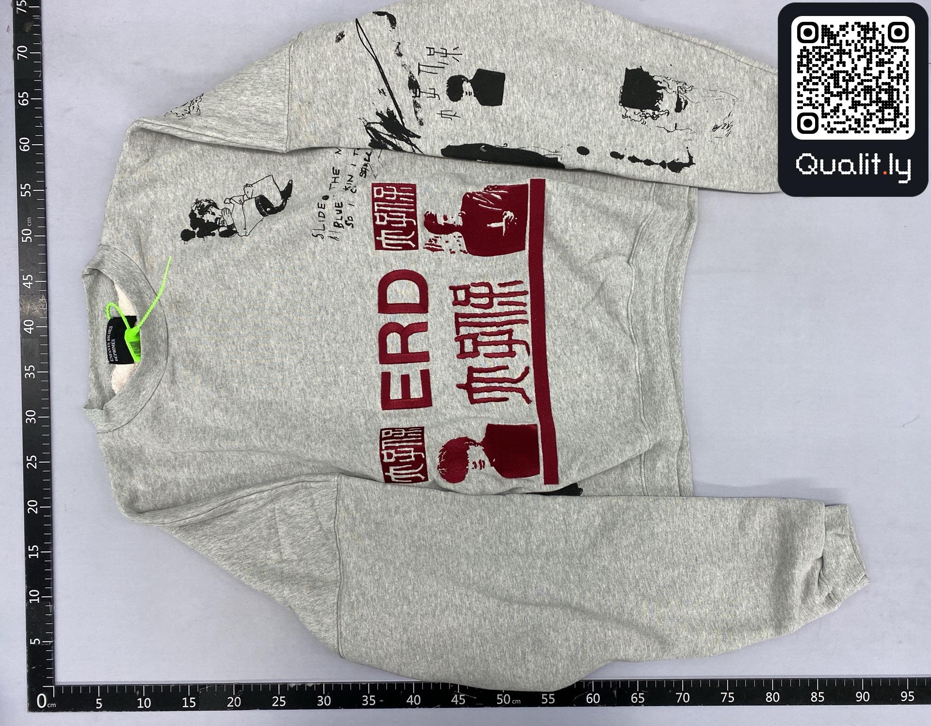 Felpa — foto QC 2 di 12