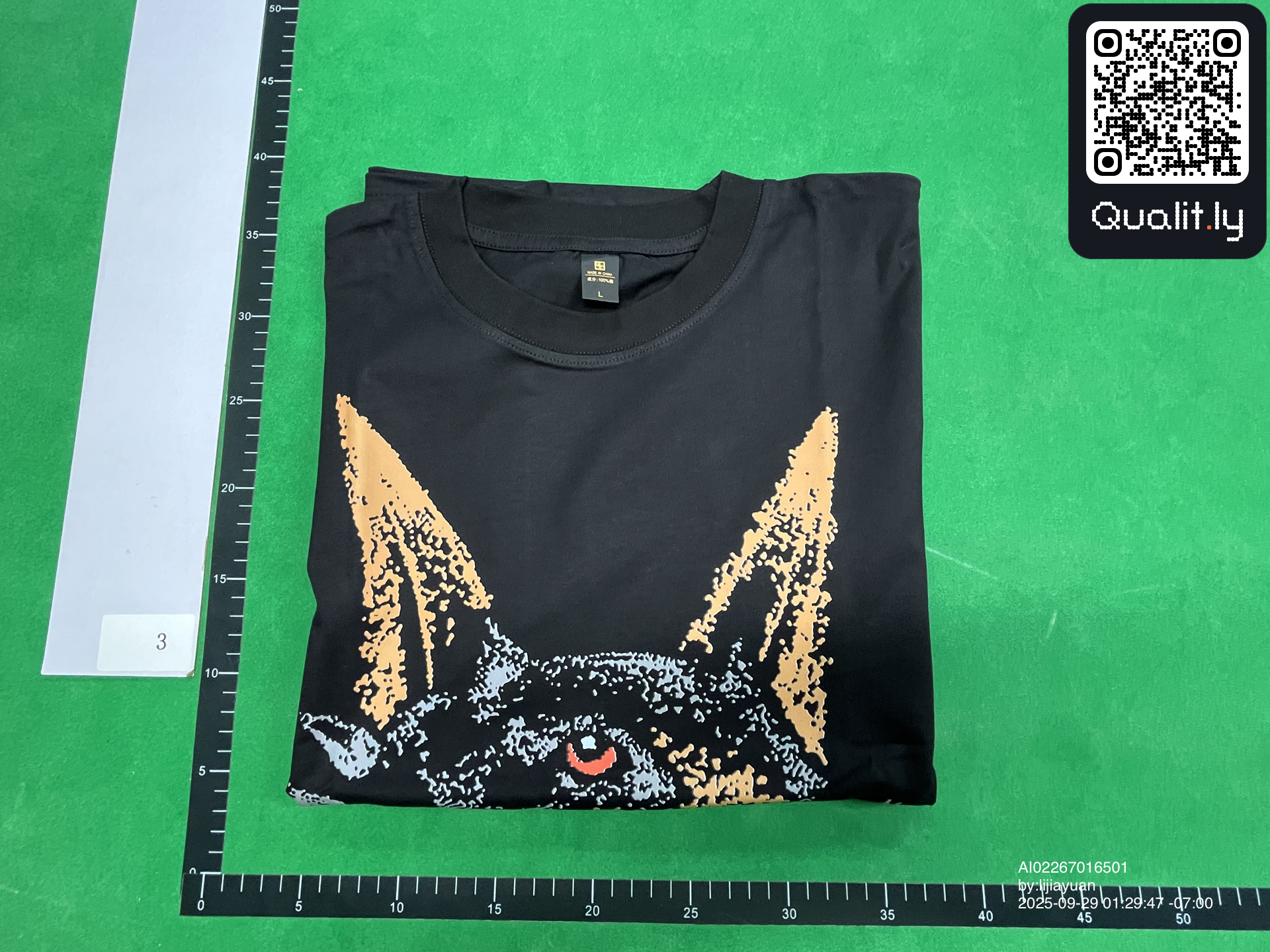 Camiseta — foto QC 1 de 4