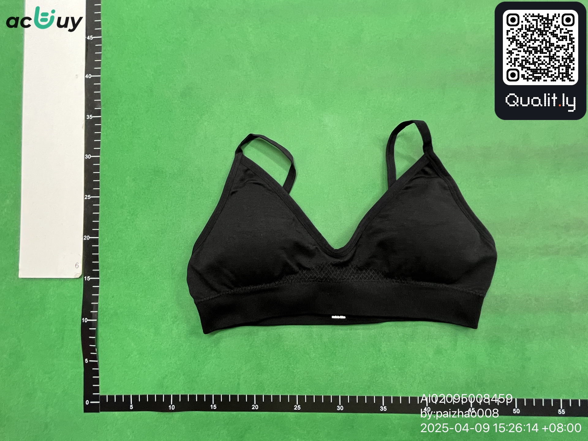 Pantalón corto — foto QC 3 de 4