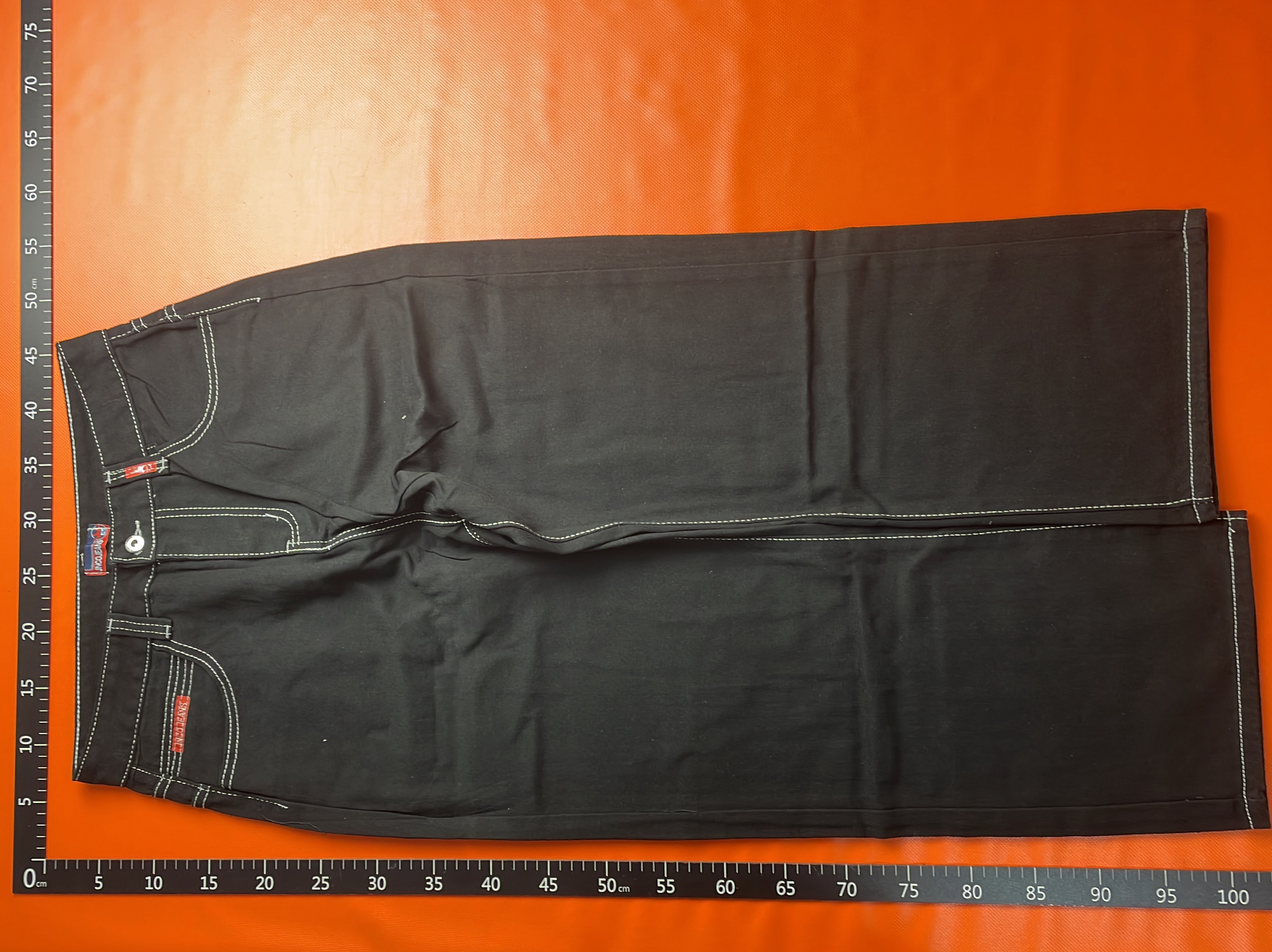 Jeans QC photo 2 of 16