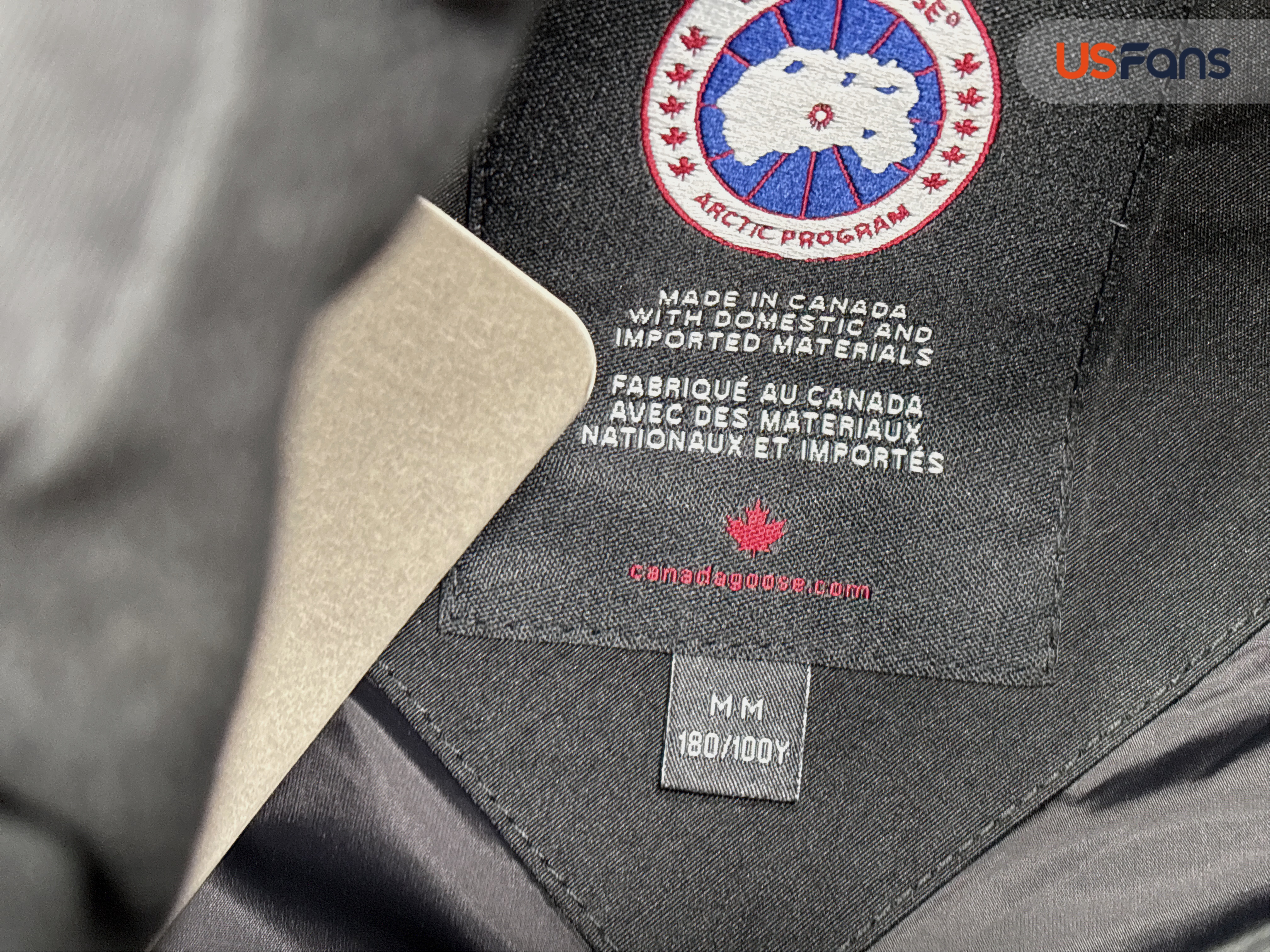 Veste — photo QC 1 sur 4