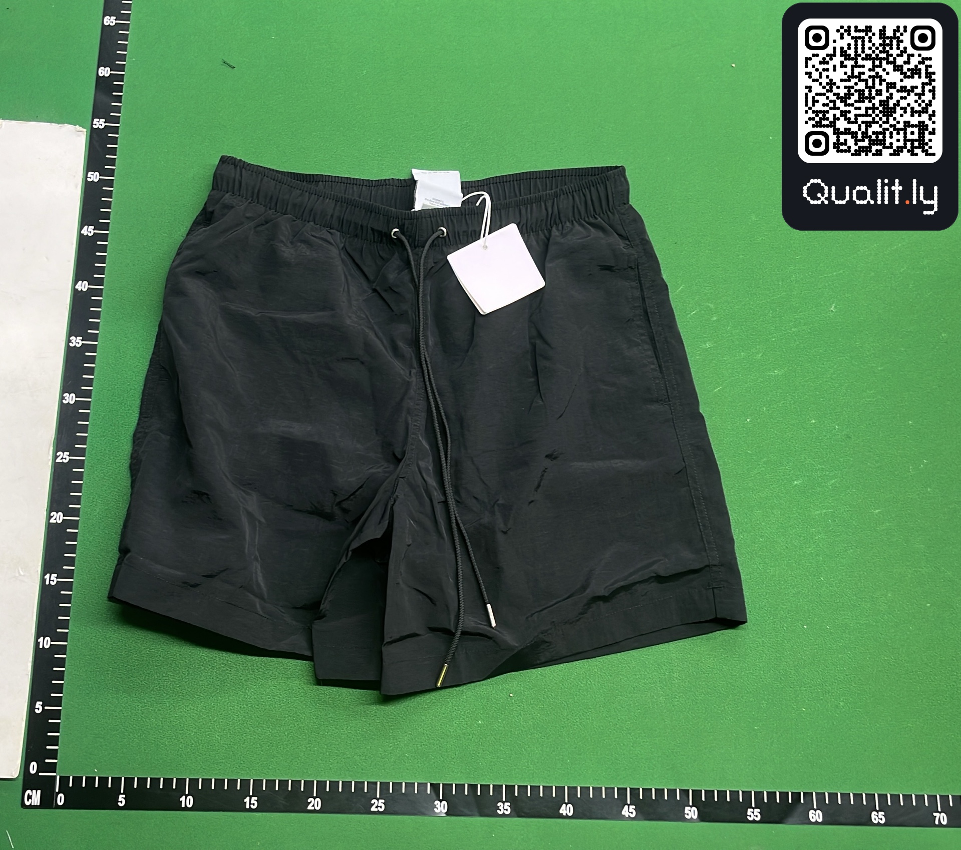 Shorts QC photo 2 of 8