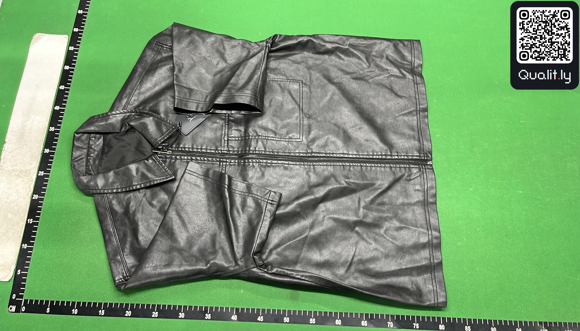 Jacket QC photo 2 of 16