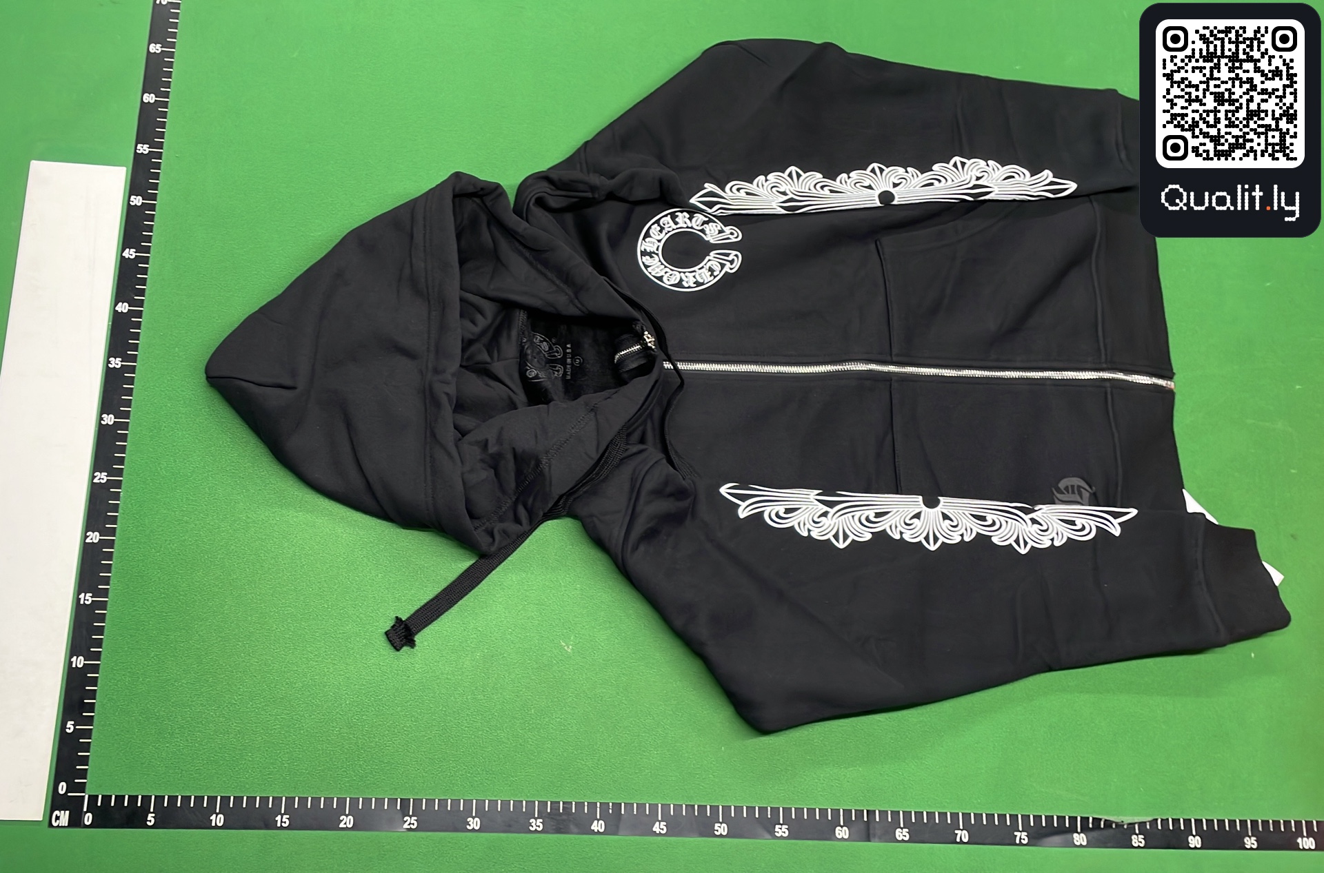 Camisola com capuz — foto QC 2 de 4