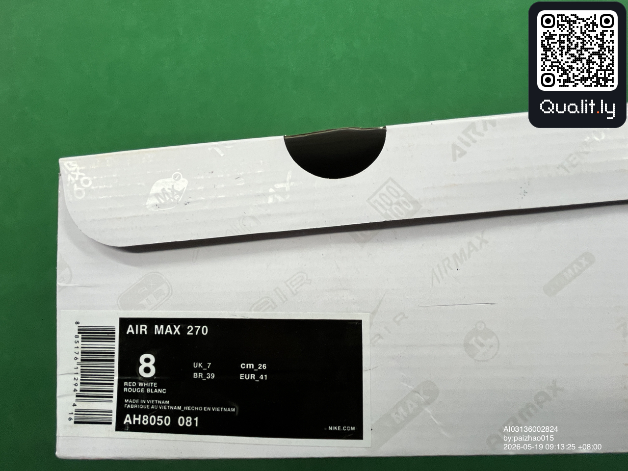 Sneakers — foto QC 2 di 28