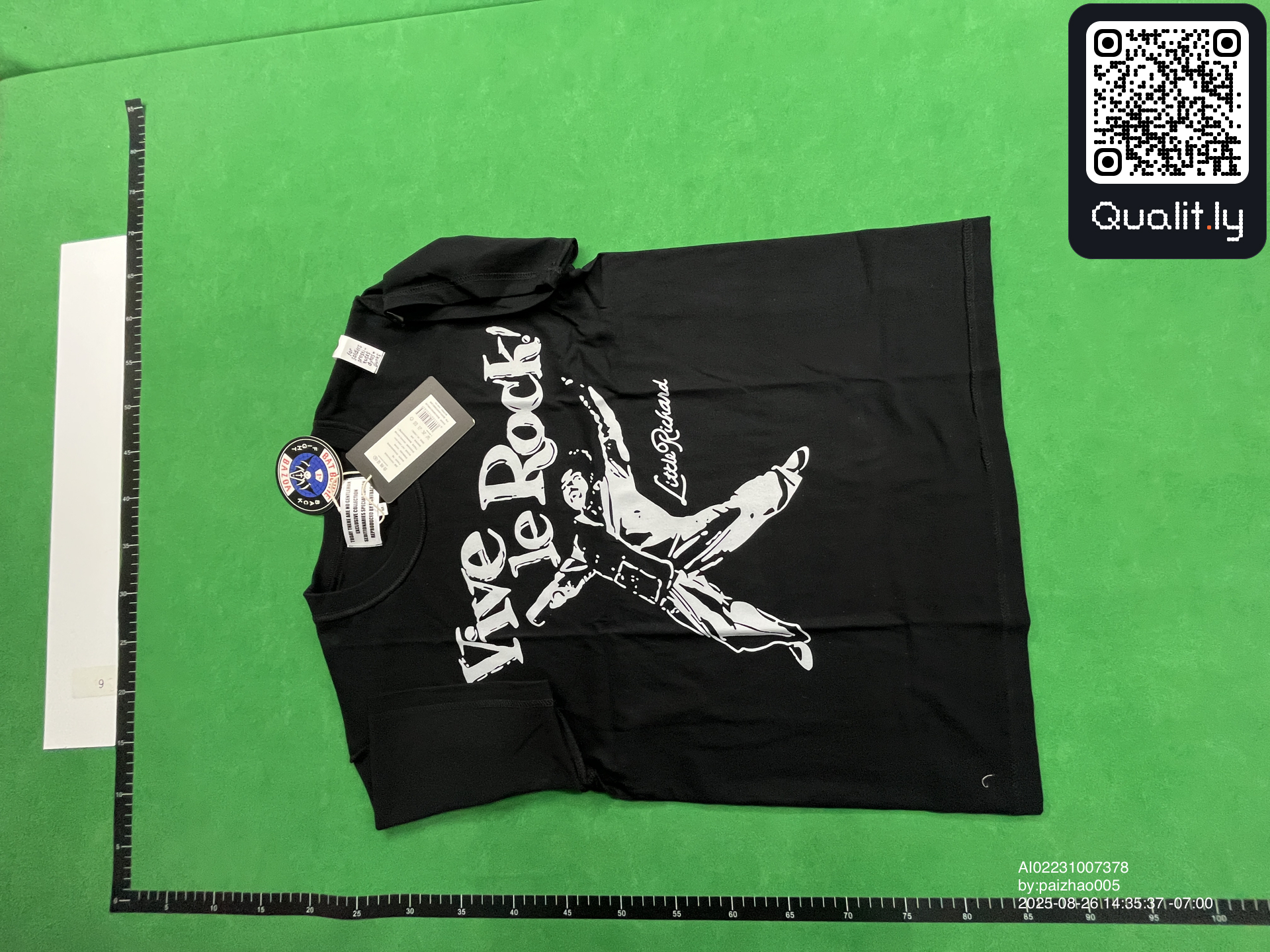 T-Shirt — QC-Foto 3 von 4