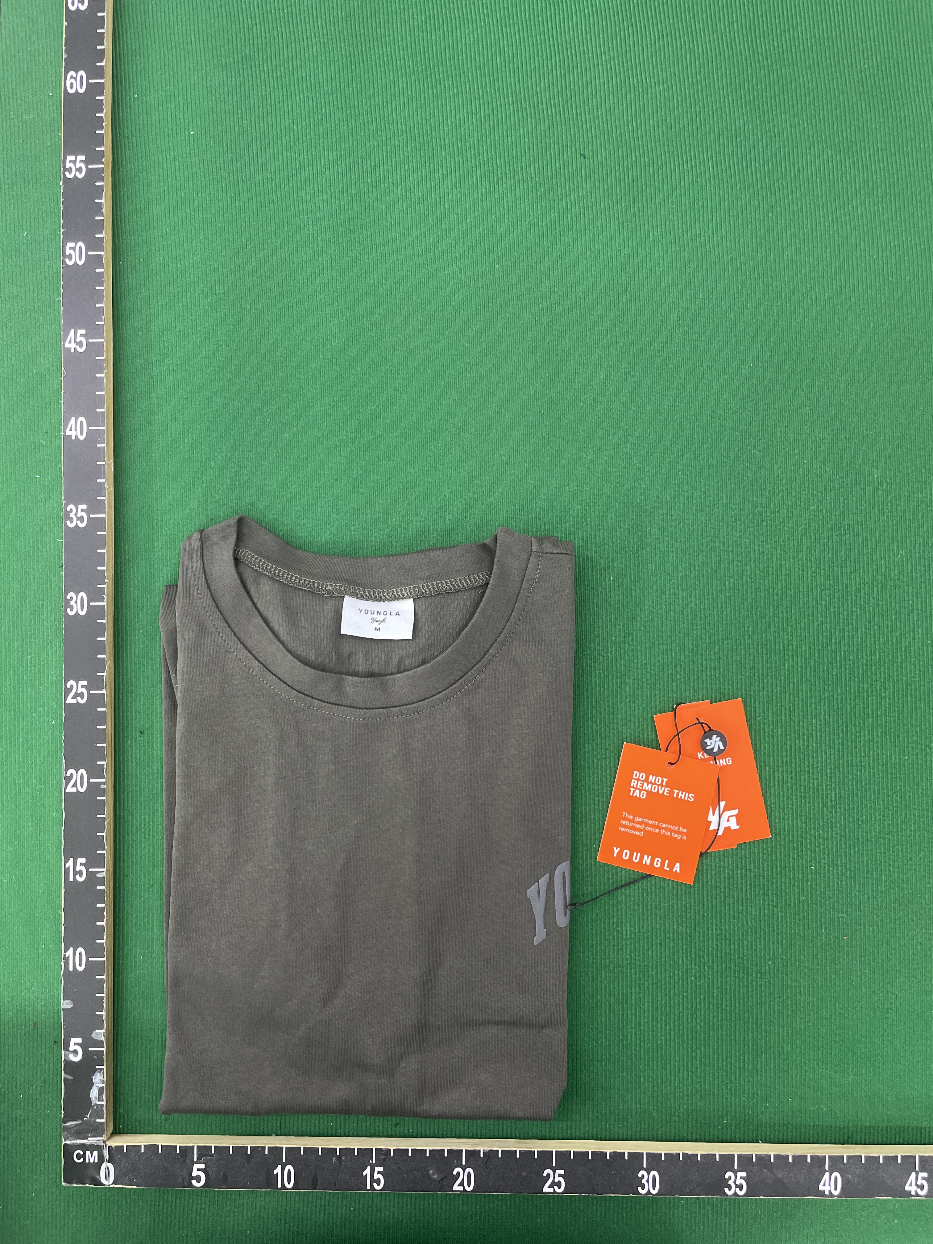 T-shirt — foto QC 1 di 27