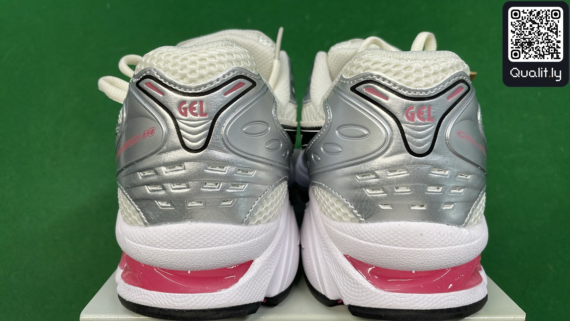 Sneakers QC photo 3 of 12