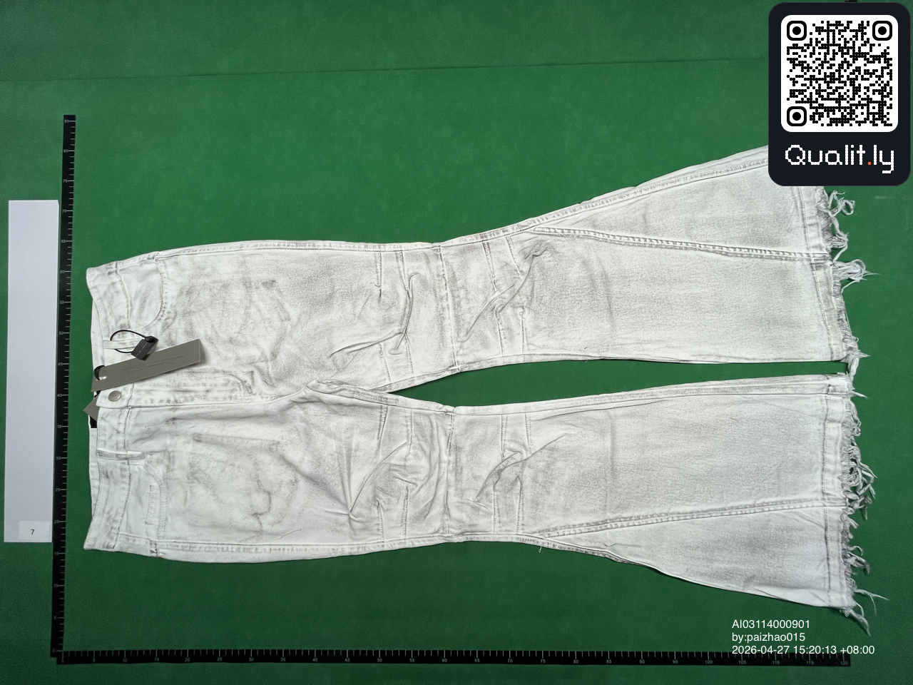 Jeans — QC-Foto 3 von 8
