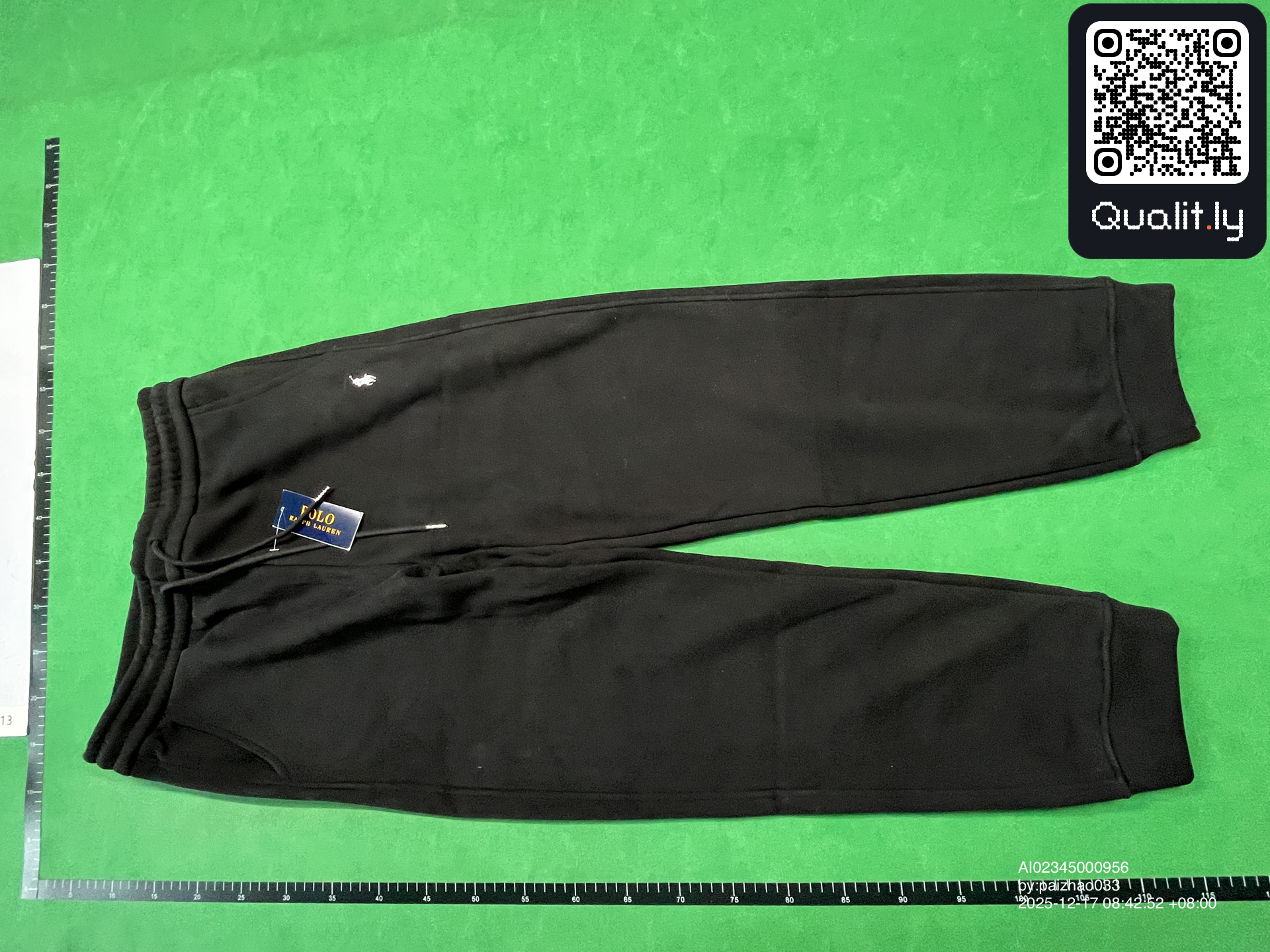 Tracksuit QC photo 3 of 90