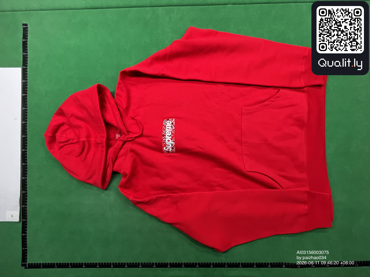 Pull — photo QC 1 sur 10