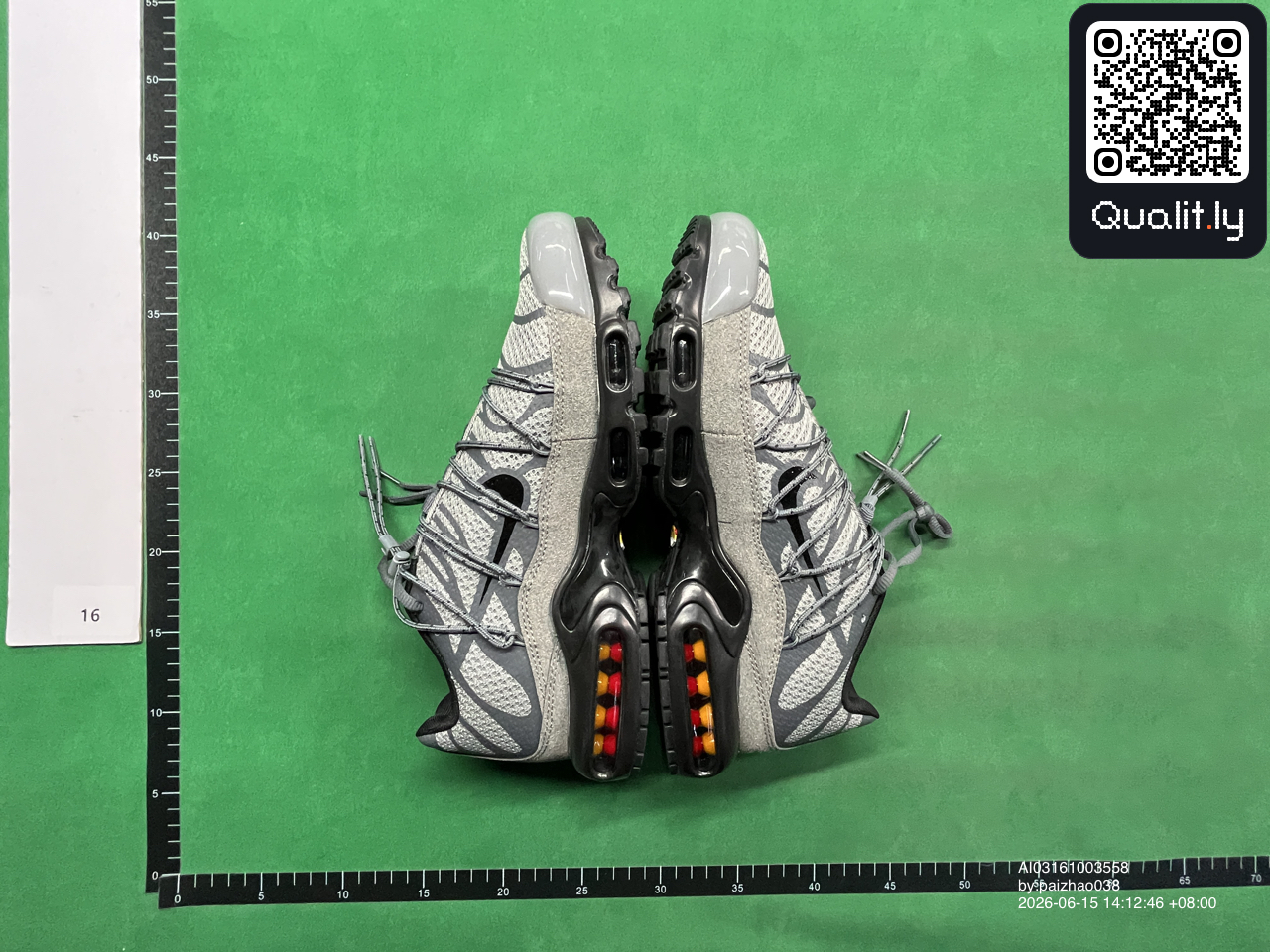 Sneakersy — zdjęcie QC 2 z 172
