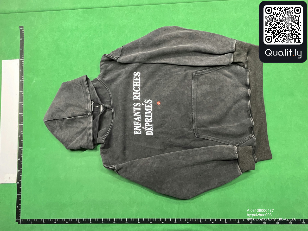 Hoodie QC photo 1 of 26