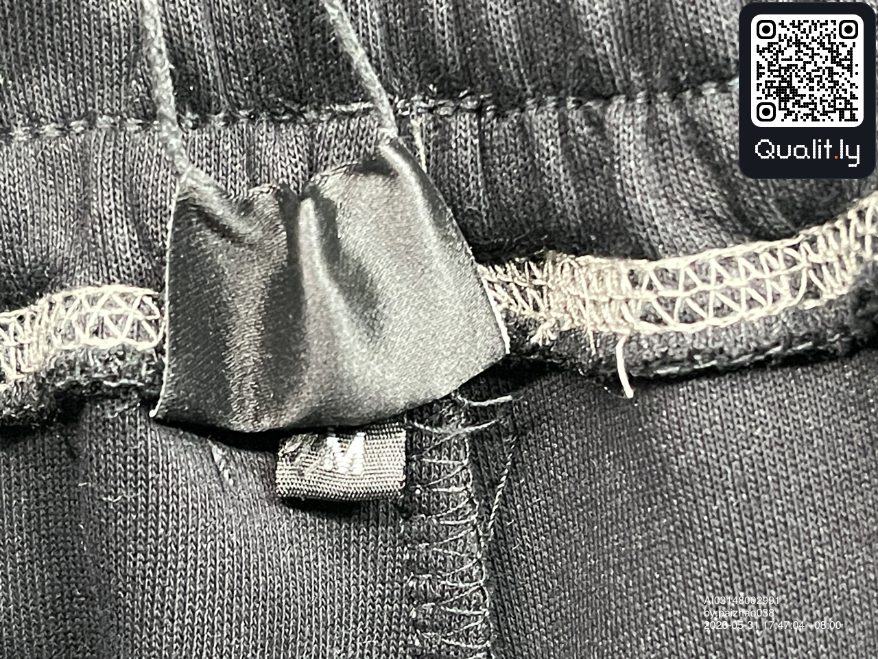 Hoodie QC photo 1 of 54
