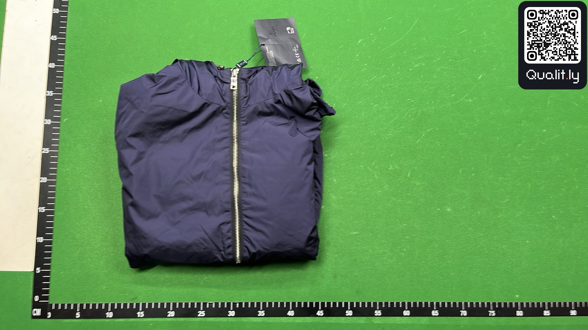 Jacket QC photo 3 of 3