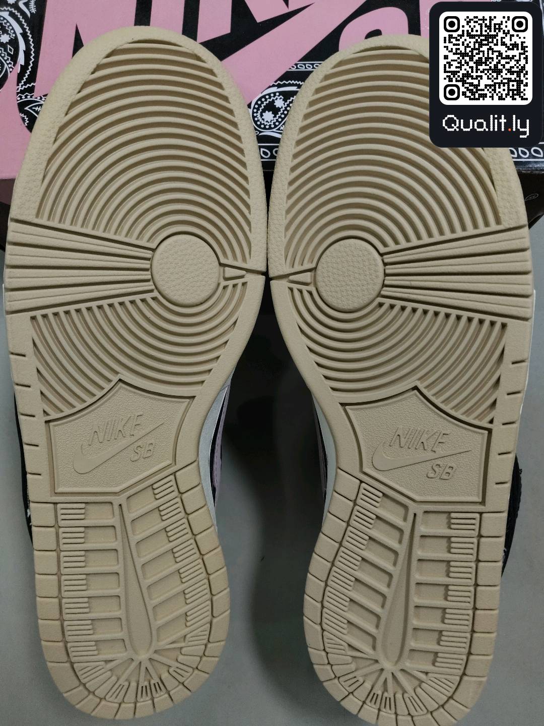 Sneakers QC photo 1 of 20