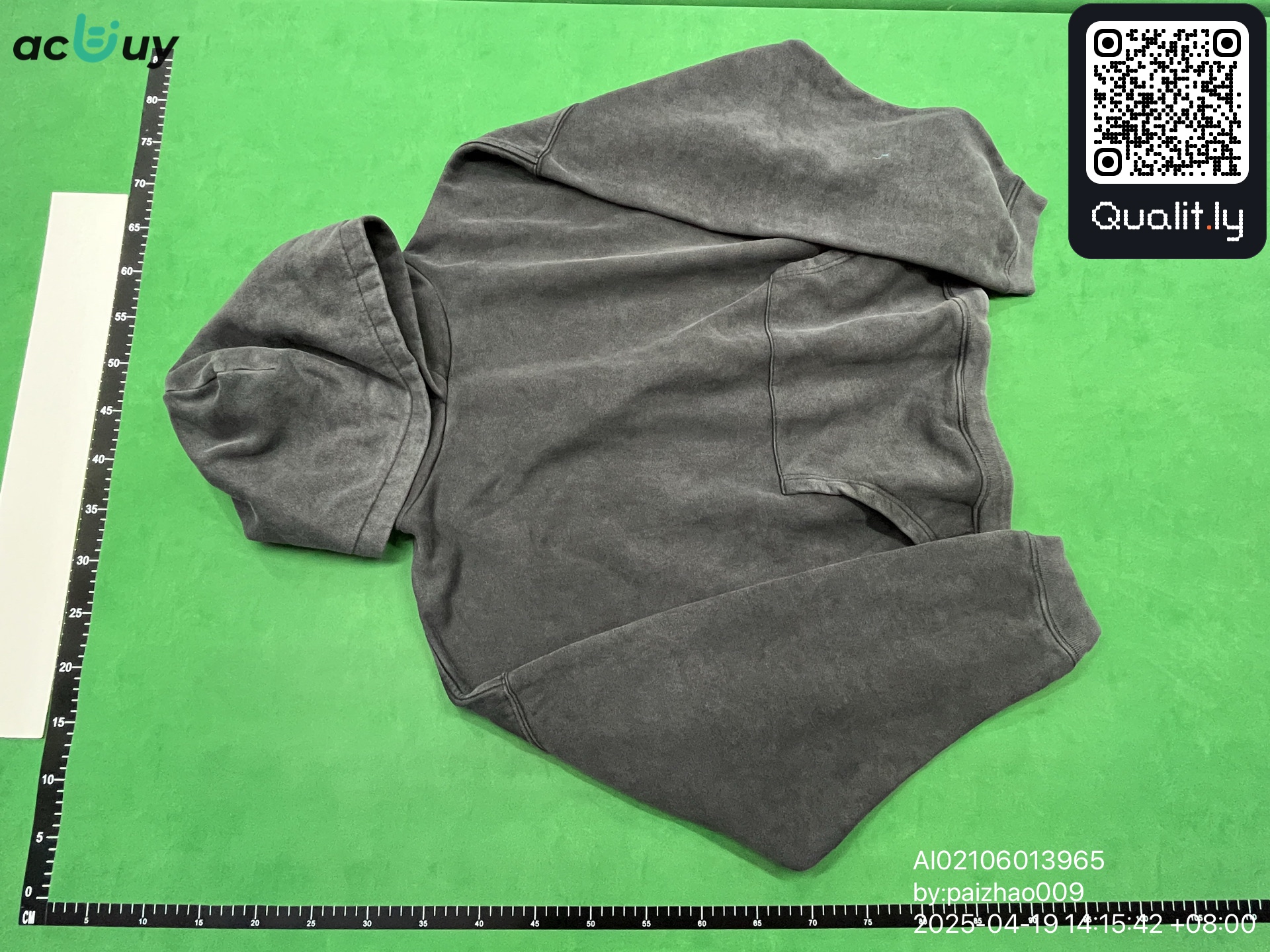 Camisola com capuz — foto QC 3 de 4