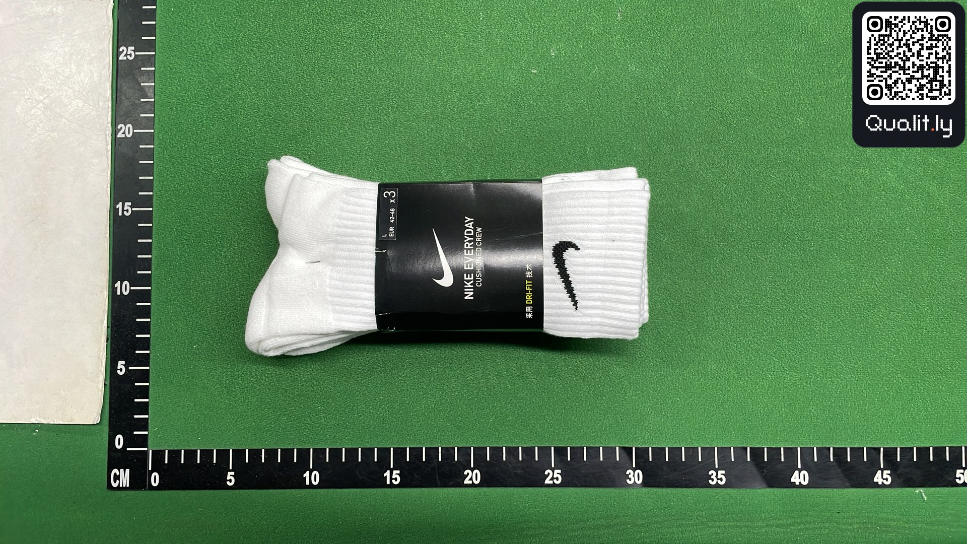 Socks QC photo 3 of 12