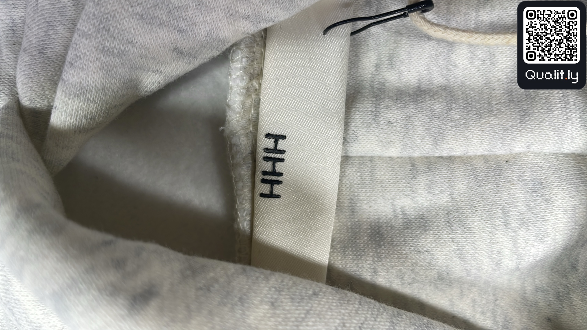 Hoodie QC photo 1 of 16
