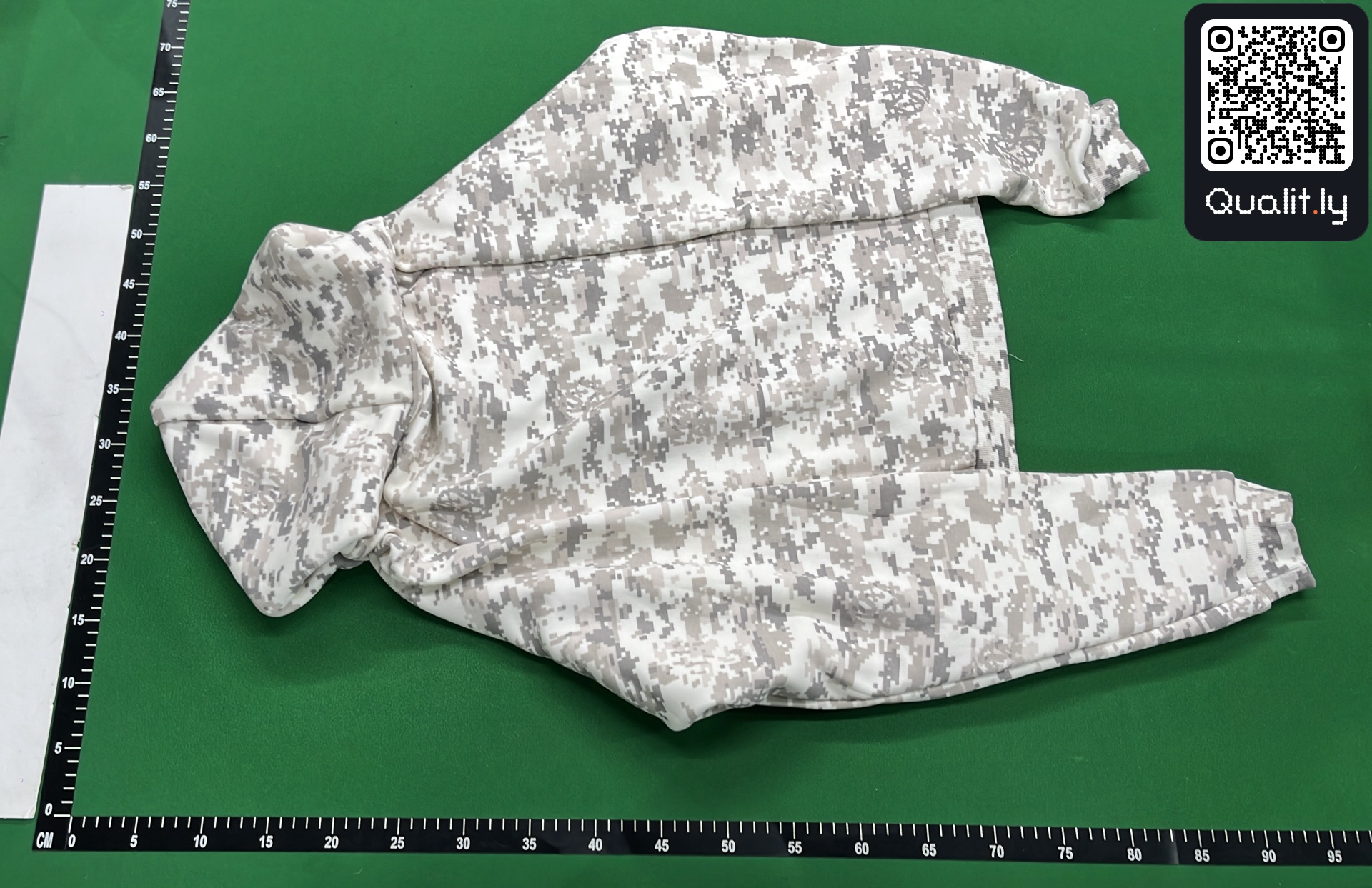 Hoodie — QC-foto 3 av 35